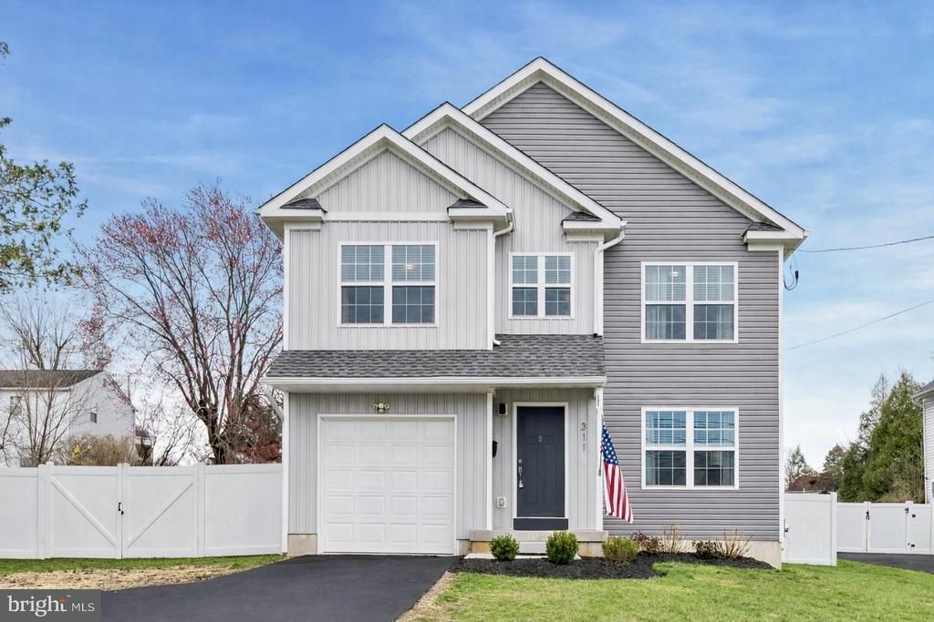 311 W BROOKHAVEN ROAD , BROOKHAVEN, PA 19015