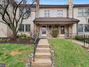 56 WOODSTREAM DRIVE, CHESTERBROOK, PA 19087