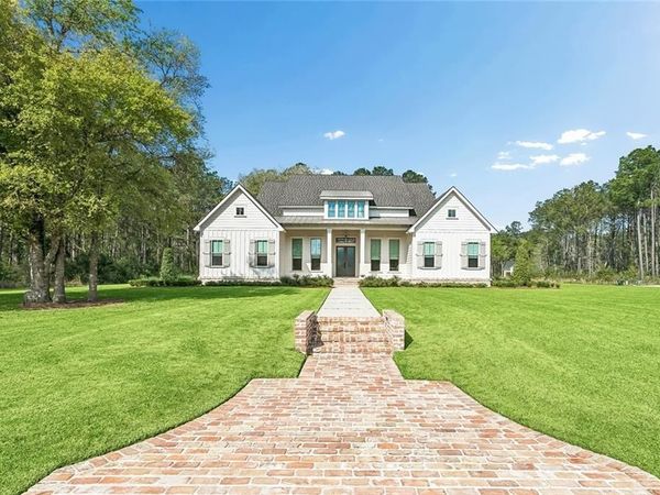 72427 ROSEBAY Drive, Covington, LA 70433