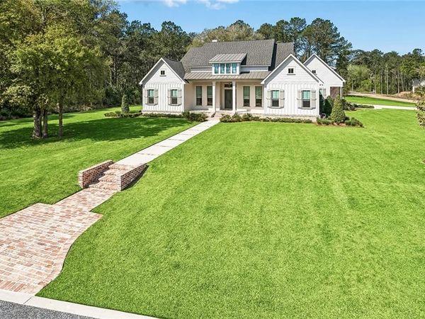 72427 ROSEBAY Drive, Covington, LA 70433