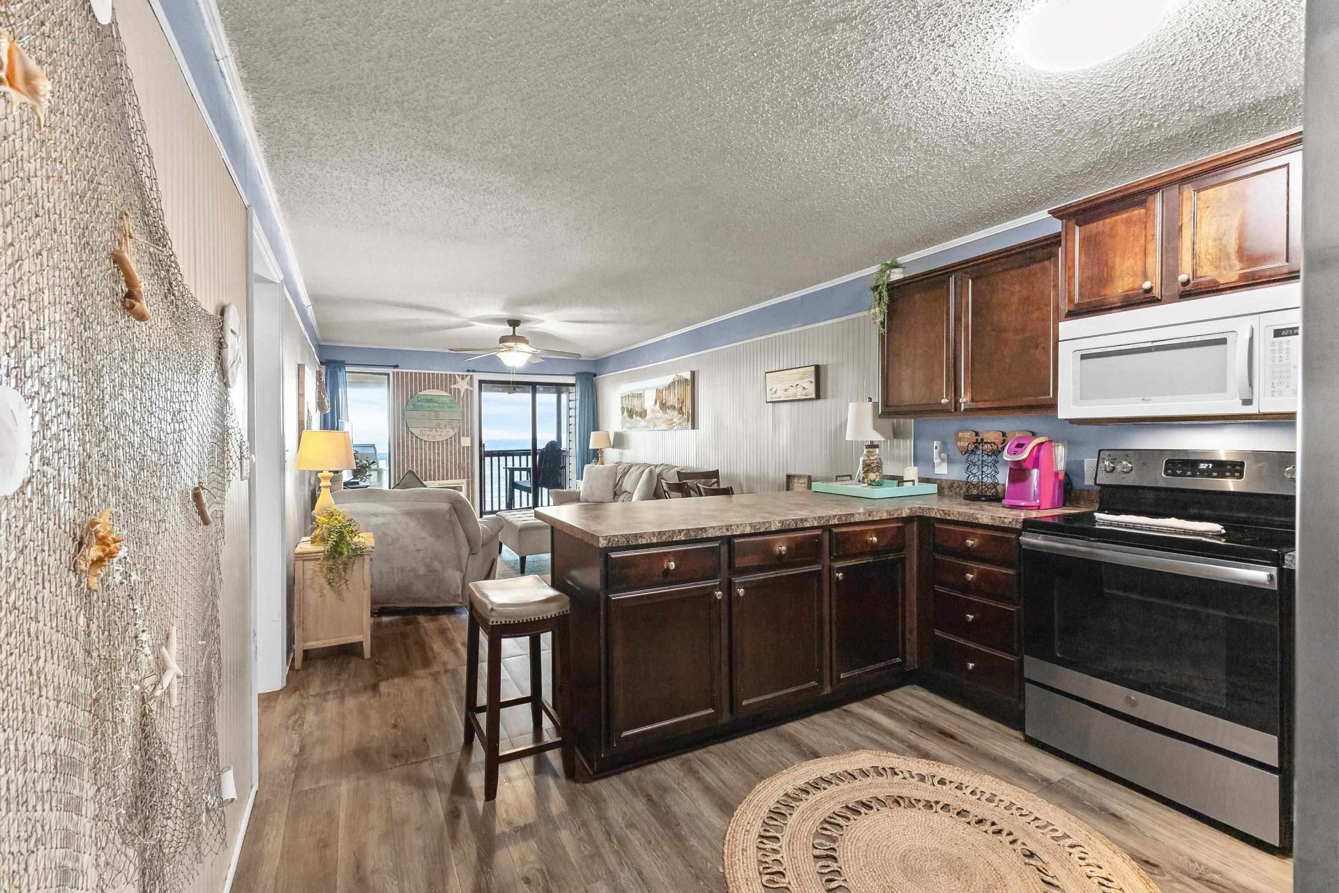 201 76th Ave. N  Photo 5