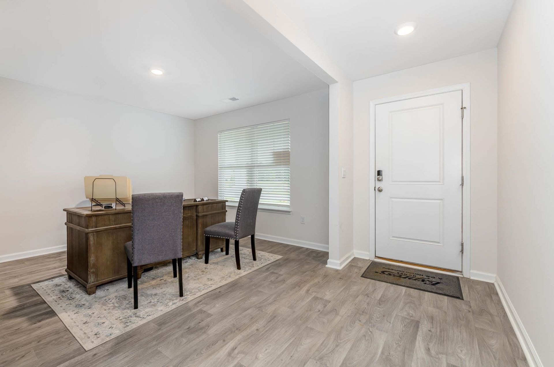 625 Strawberry Field Way  Photo 3