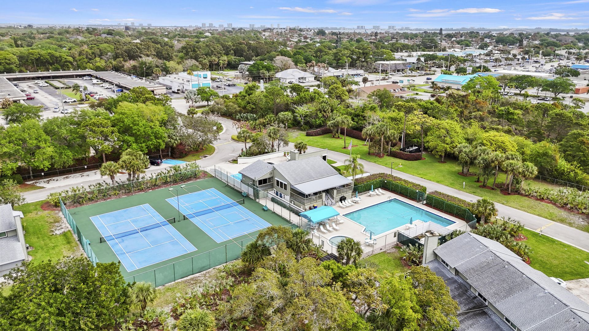 3266 NE Holly Creek Drive, Jensen Beach, FL 34957 Photo