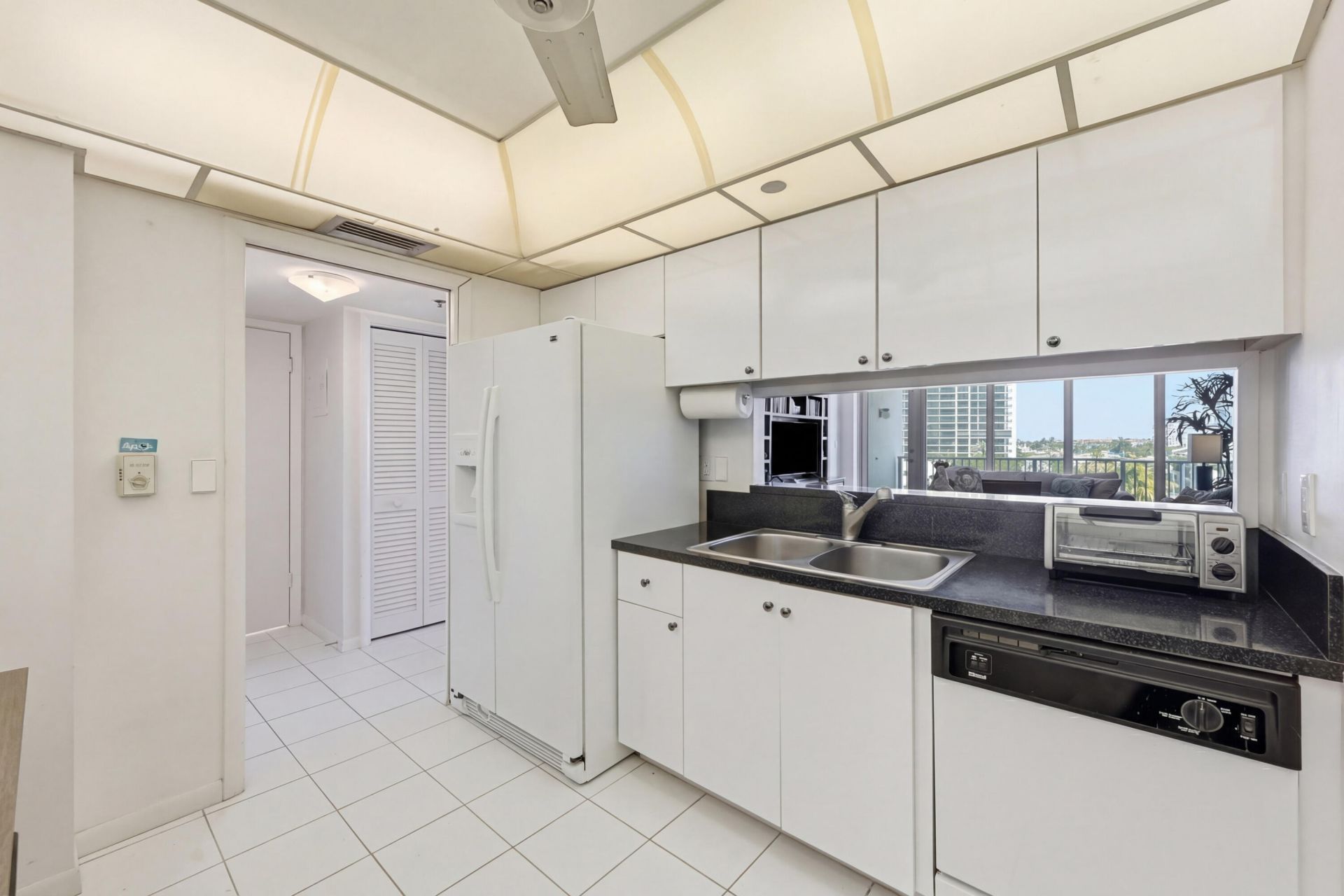 4750 S Ocean Boulevard, Unit 512, Highland Beach, FL 33487 Photo