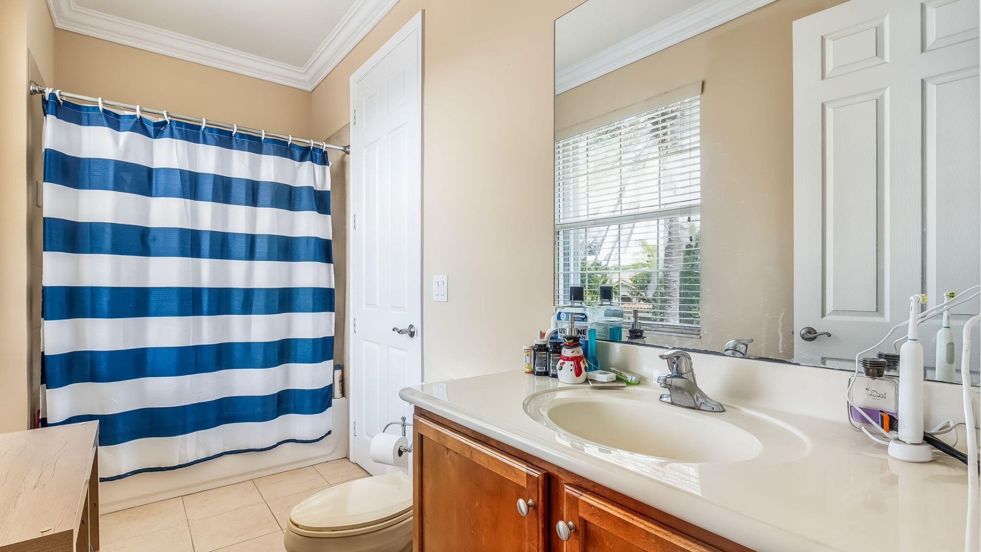 8292 Calabria Lakes Drive, Boynton Beach, FL 33473 Photo
