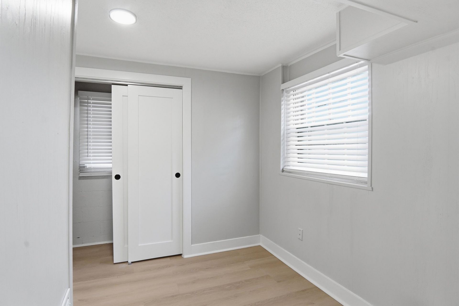 3358 Mountainbrook Avenue Photo 32