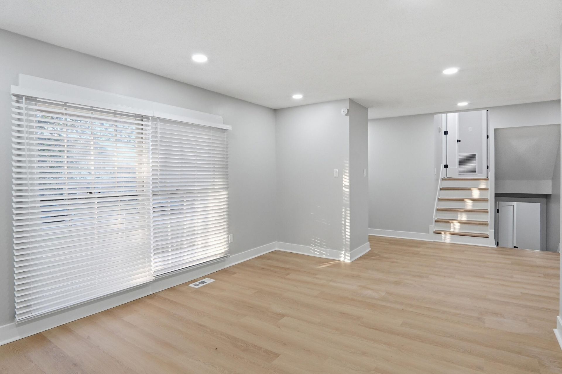 3358 Mountainbrook Avenue Photo 6