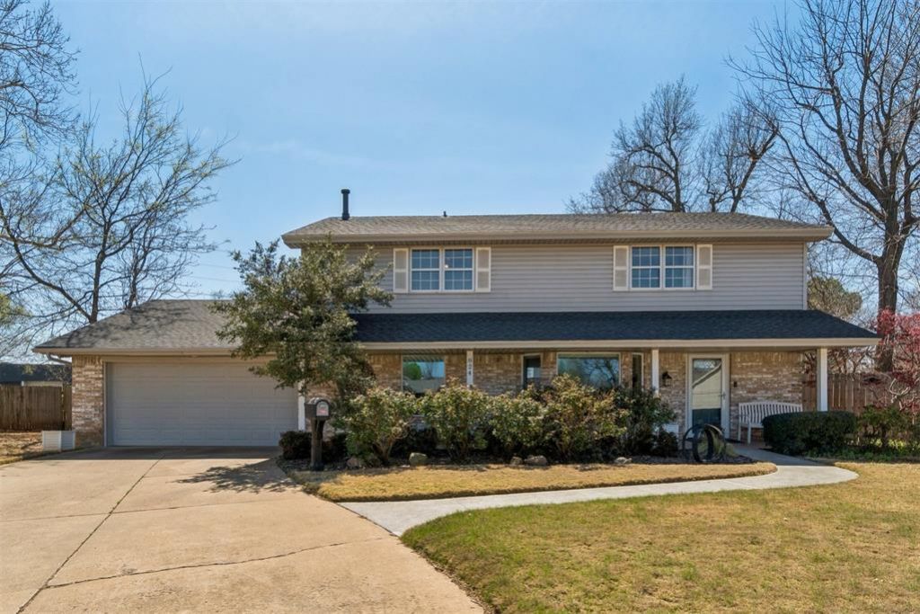 824 Annie Court, Norman, OK 73069 Main Photo