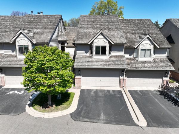 7476 Cahill Road, Edina, MN 55439