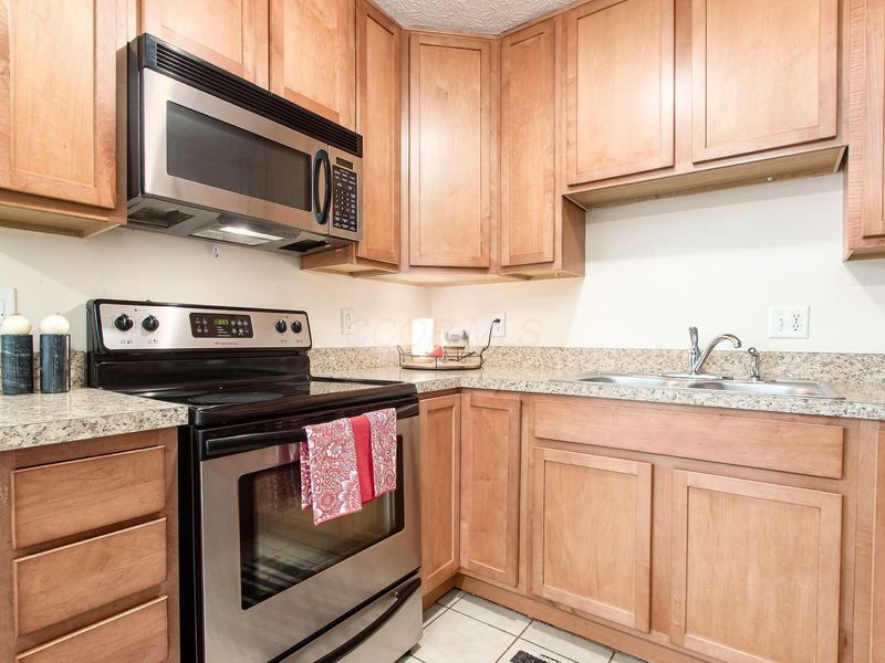 3027 Sunset Drive, Columbus, OH 43202 Photo 17