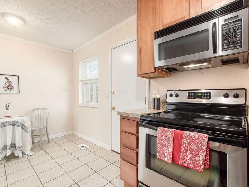 3027 Sunset Drive, Columbus, OH 43202 Photo 19