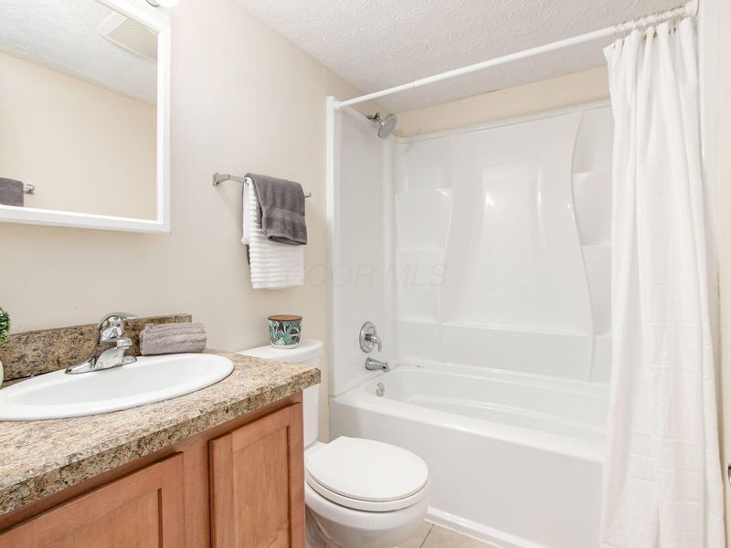 3027 Sunset Drive, Columbus, OH 43202 Photo 24