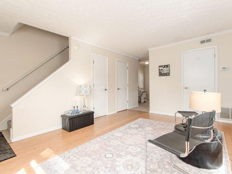 3027 Sunset Drive, Columbus, OH 43202 Photo 7