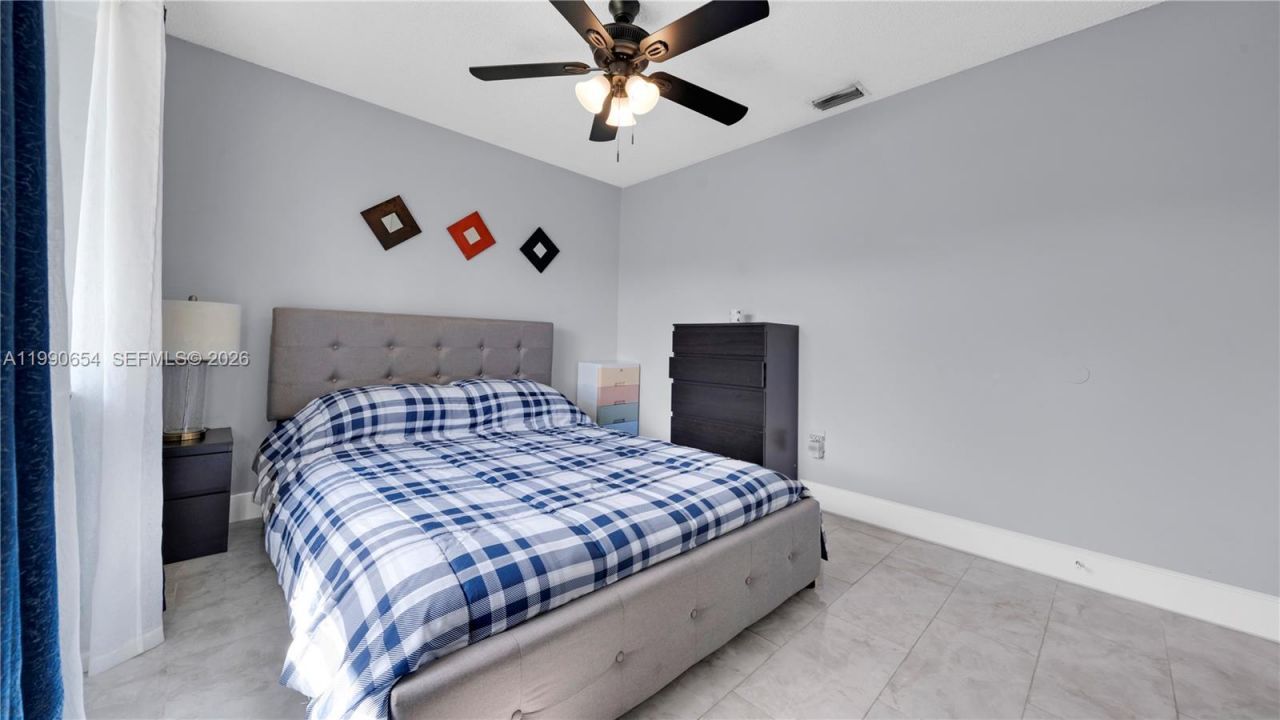 10500 SW 159th Ct, Miami, FL 33196 Photo