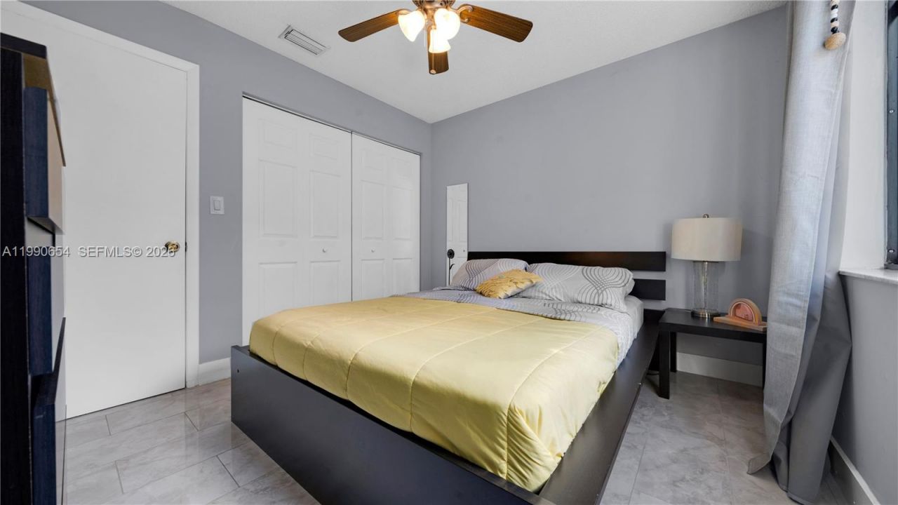 10500 SW 159th Ct, Miami, FL 33196 Photo