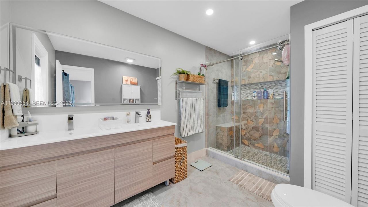 10500 SW 159th Ct, Miami, FL 33196 Photo