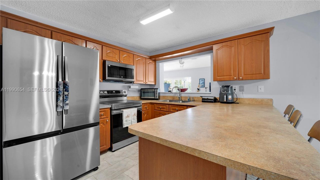 10500 SW 159th Ct, Miami, FL 33196 Photo