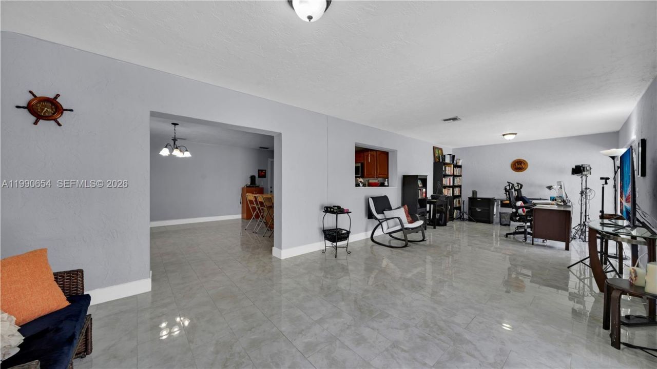 10500 SW 159th Ct, Miami, FL 33196 Photo