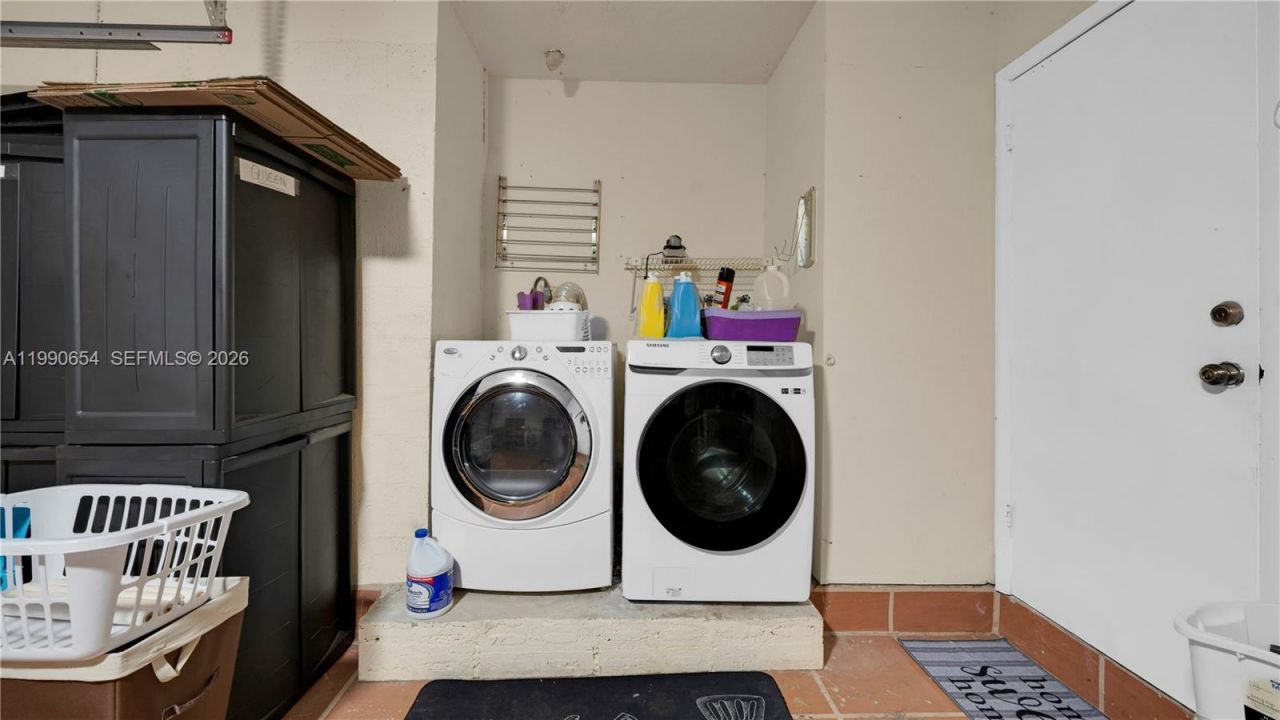 10500 SW 159th Ct, Miami, FL 33196 Photo