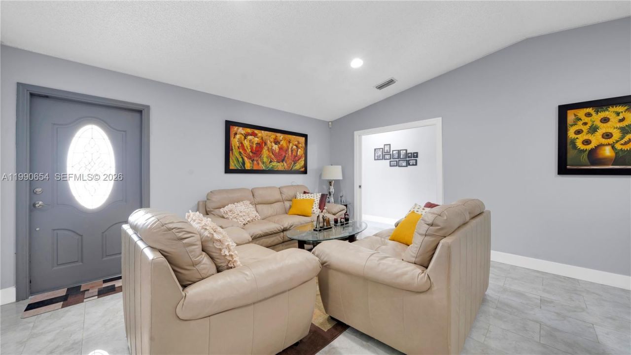 10500 SW 159th Ct, Miami, FL 33196 Photo