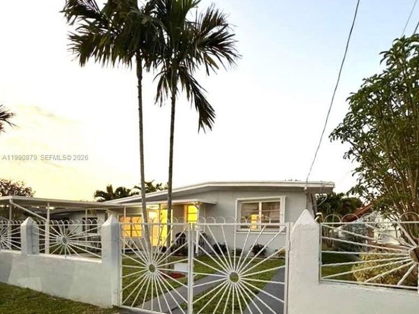 6339 SW 32nd St , Miami, FL 33155