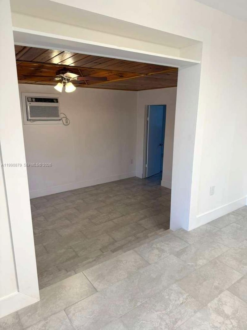 6339 SW 32nd St , Miami, FL 33155 Photo