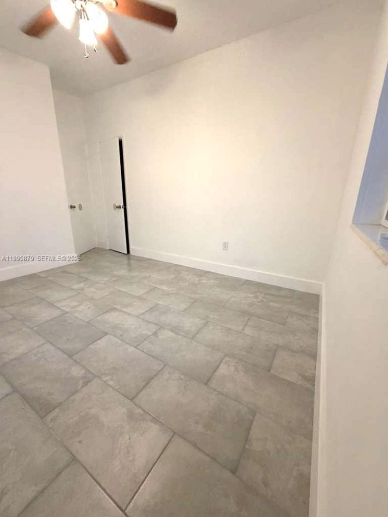 6339 SW 32nd St , Miami, FL 33155 Photo