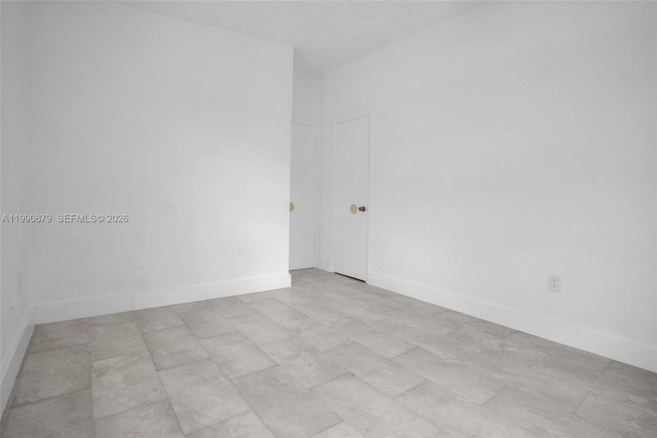 6339 SW 32nd St, Miami, FL 33155 Photo