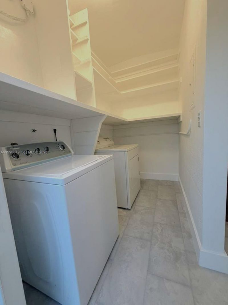 6339 SW 32nd St , Miami, FL 33155 Photo