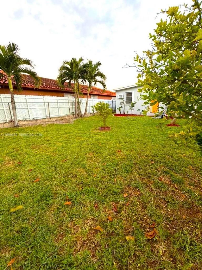 6339 SW 32nd St , Miami, FL 33155 Photo