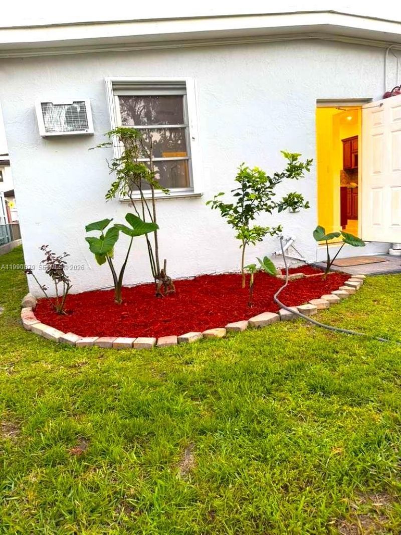 6339 SW 32nd St , Miami, FL 33155 Photo