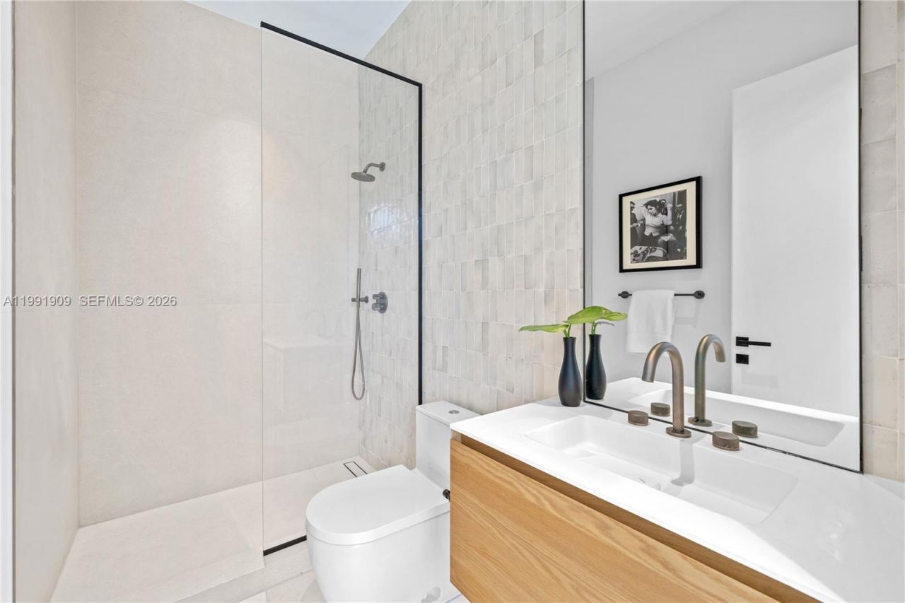 291 Palm Ave , Miami Beach, FL 33139 Photo