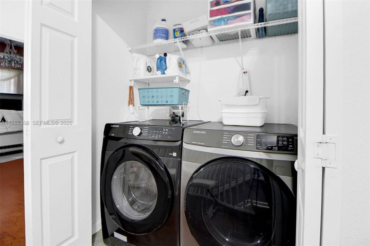 3323 W 90th Ter , Hialeah, FL 33018 Photo