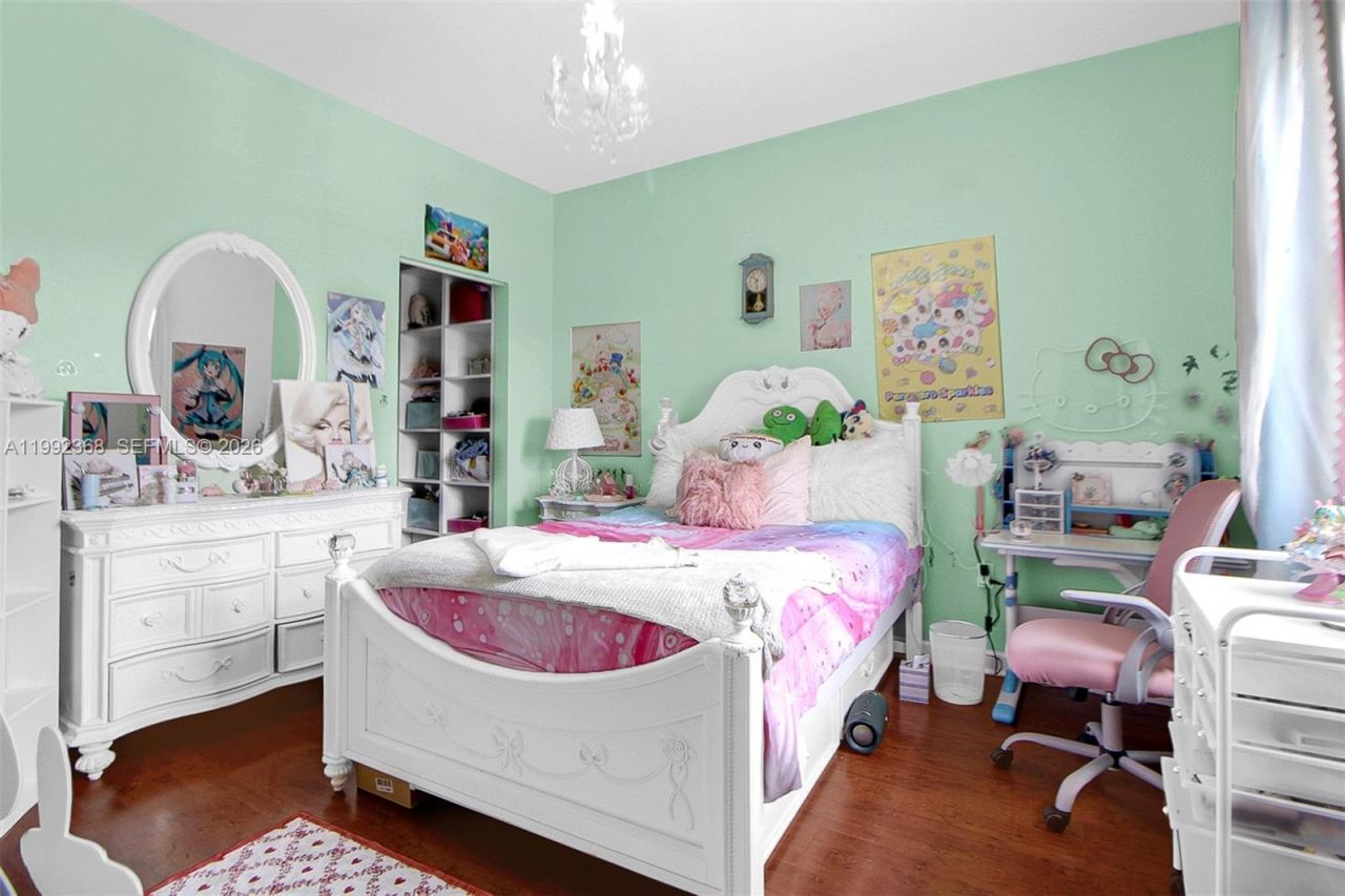 3323 W 90th Ter , Hialeah, FL 33018 Photo