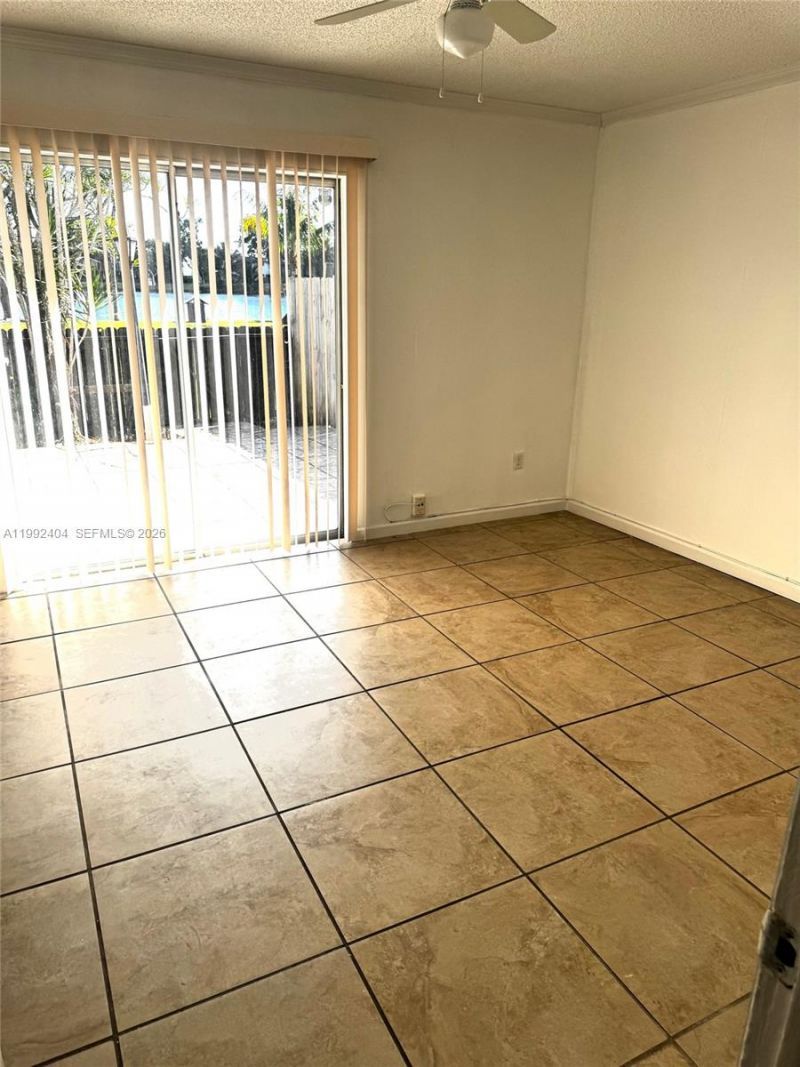 6713 SW 112th Ct, Miami, FL 33173 Photo