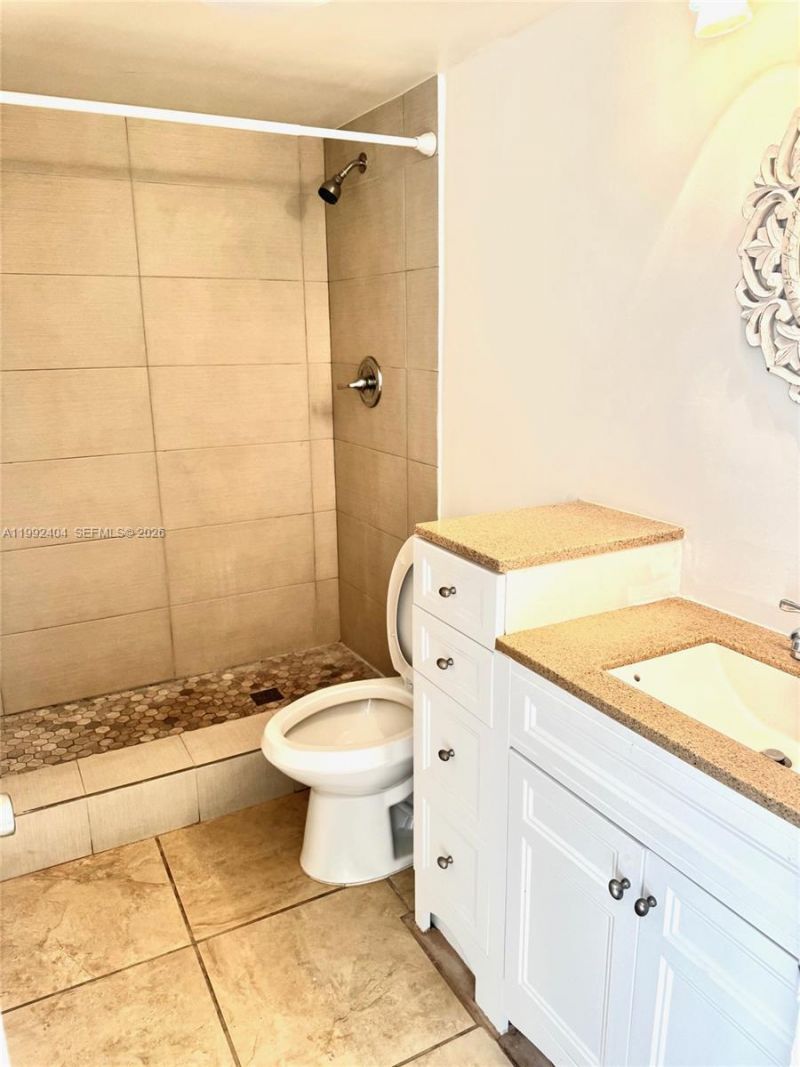 6713 SW 112th Ct, Miami, FL 33173 Photo