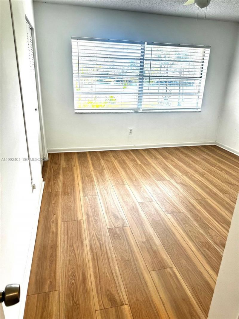 6713 SW 112th Ct, Miami, FL 33173 Photo