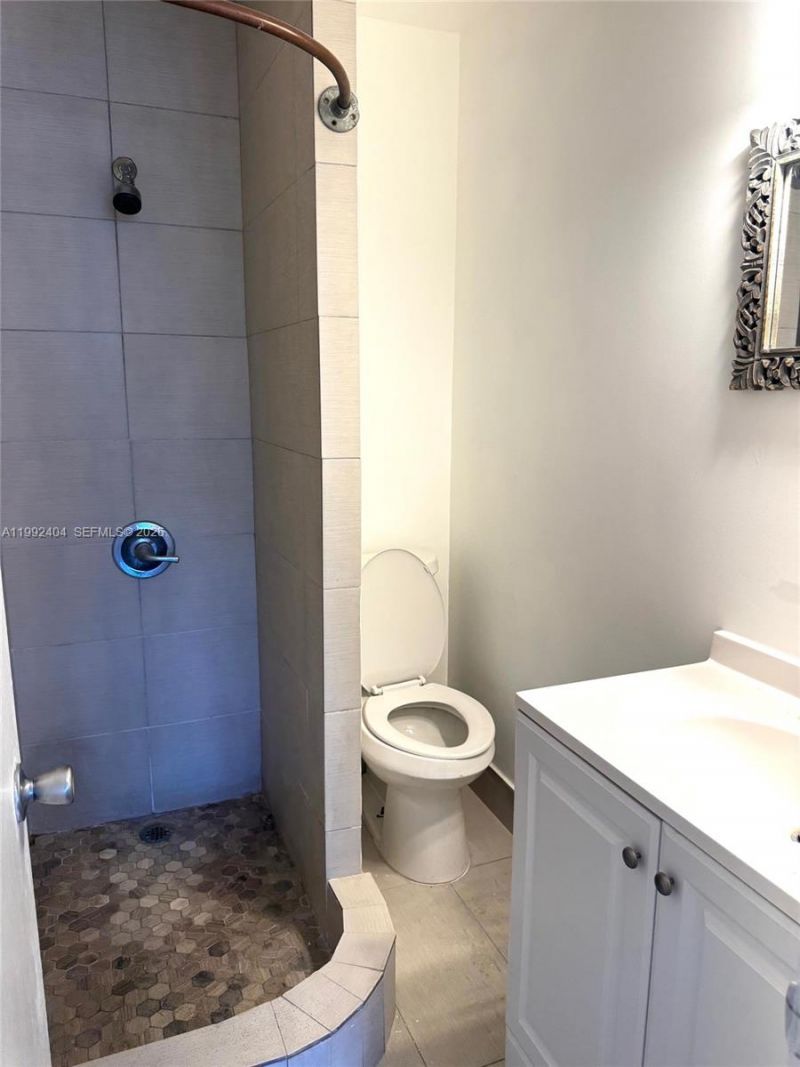 6713 SW 112th Ct, Miami, FL 33173 Photo