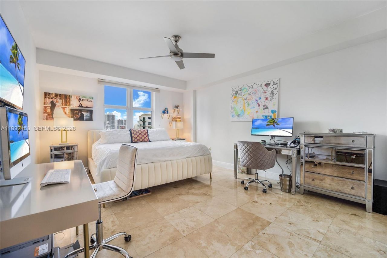 20000 E Country Club Dr , Unit 1211, Aventura, FL 33180 Photo