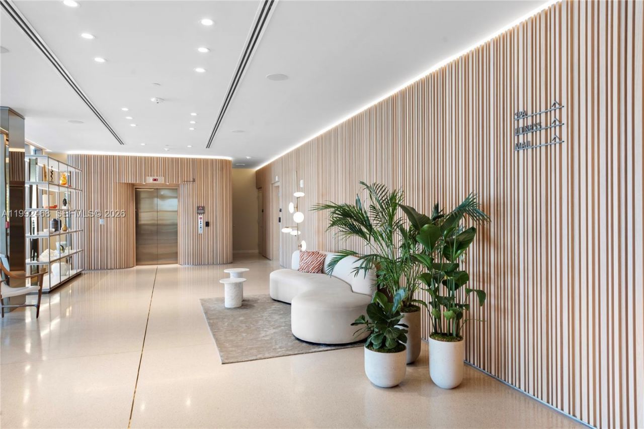 1135 103rd St, Unit 303, Bay Harbor Islands, FL 33154 Photo