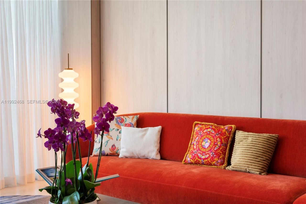 1135 103rd St, Unit 303, Bay Harbor Islands, FL 33154 Photo