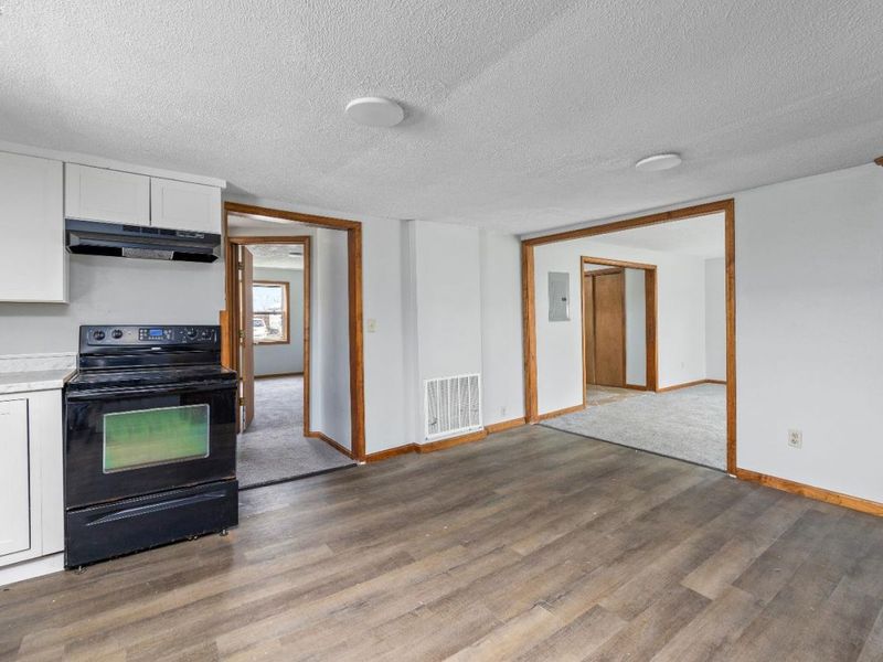 214 Linden Street, Port Clinton, OH 43452 Photo 4