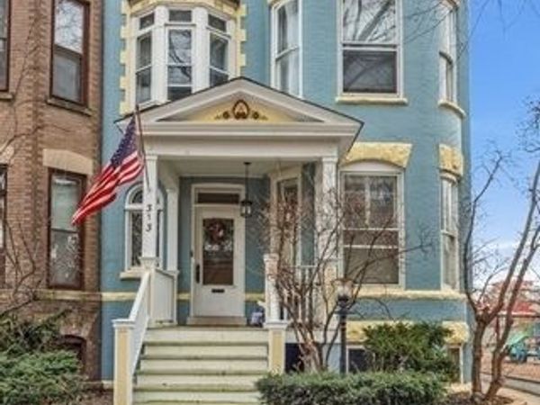 313 S Maple Avenue , Unit 1R, Oak Park, IL 60302