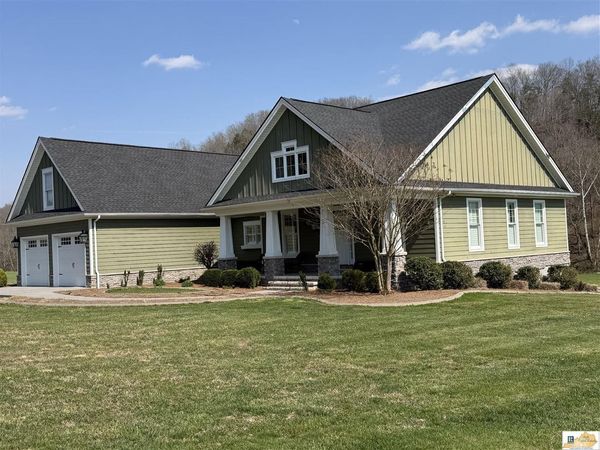800 Smiths Grove Road , Burkesville, KY 42717