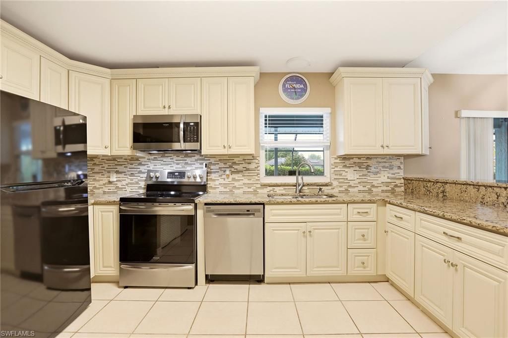 26626 Robin Way, Bonita Springs, FL 34135 Photo