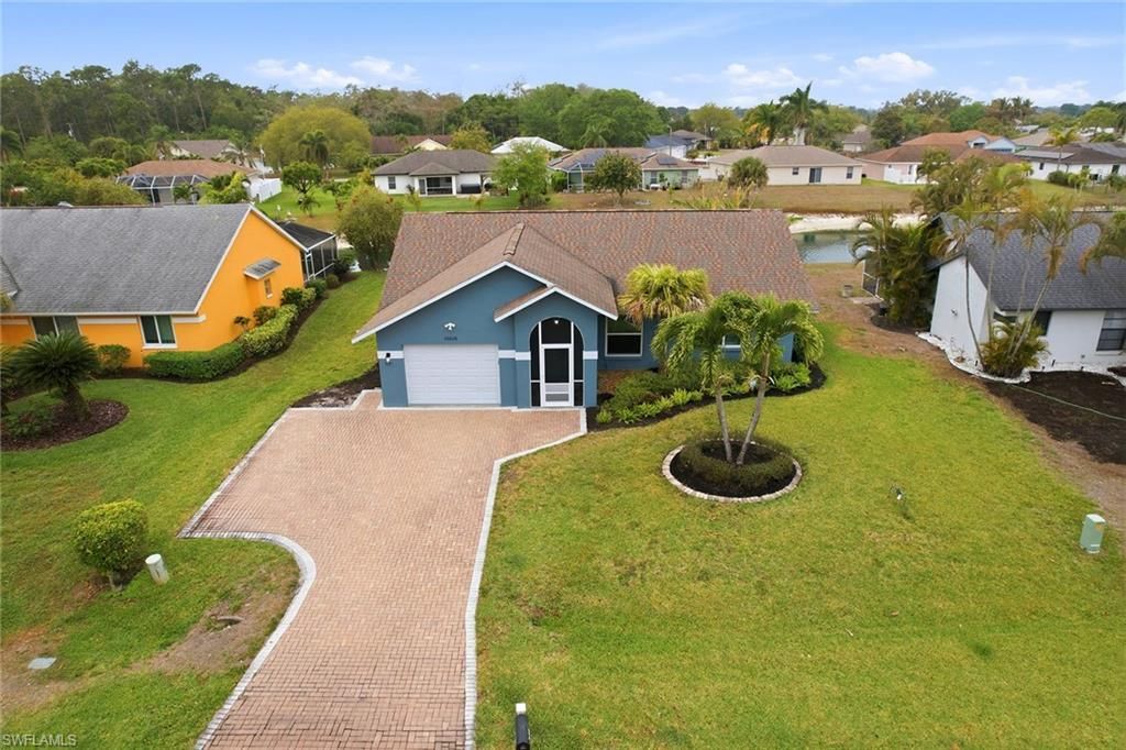 26626 Robin Way, Bonita Springs, FL 34135 Photo