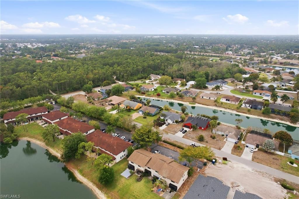 26626 Robin Way, Bonita Springs, FL 34135 Photo