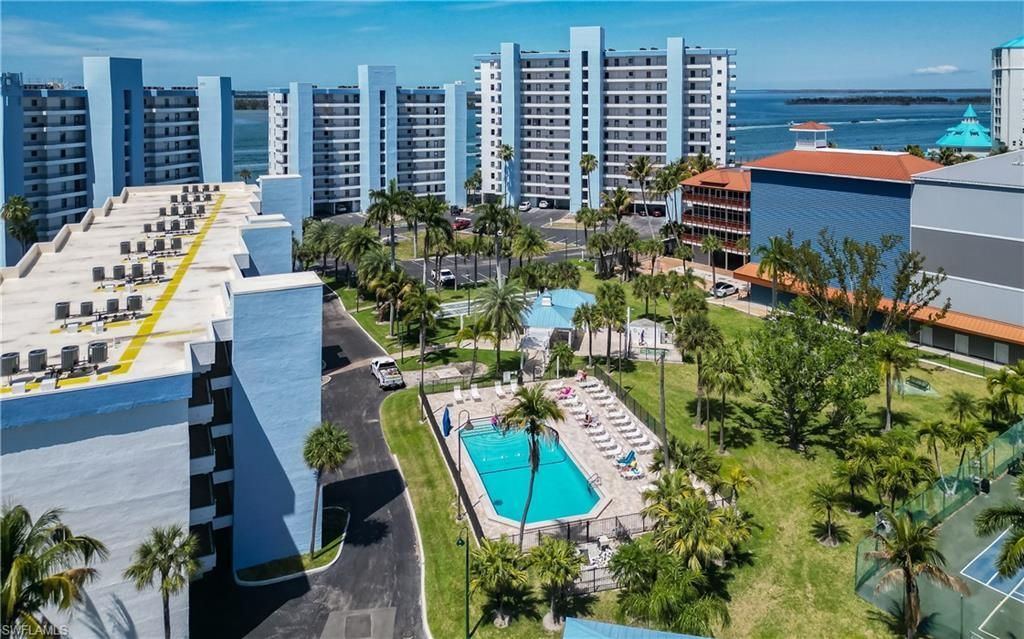 15031 Punta Rassa Rd, Unit 403, Fort Myers, FL 33908 Photo