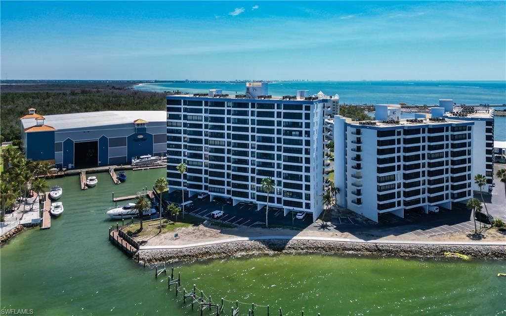 15031 Punta Rassa Rd, Unit 403, Fort Myers, FL 33908 Photo