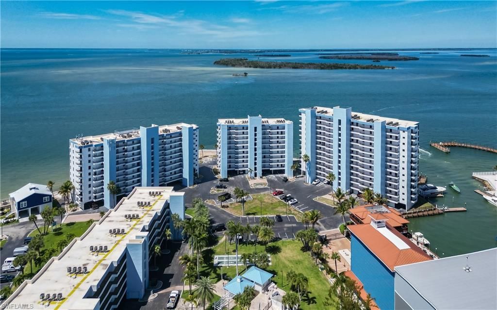 15031 Punta Rassa Rd, Unit 403, Fort Myers, FL 33908 Photo